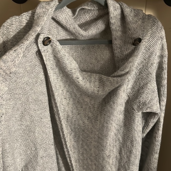 Sweater Wrap - Picture 2 of 4